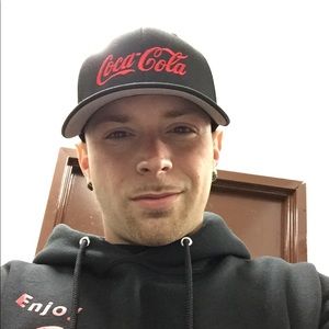 Meet your Posher, Anthony